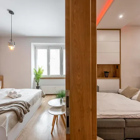 Appartement Blizko Stanice Podtatranskeho 1 Center 4