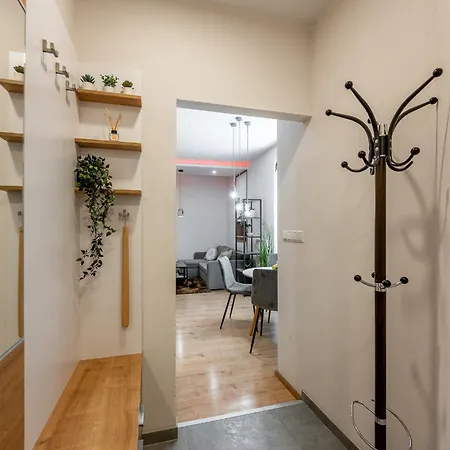 Blizko Stanice Podtatranskeho 1 Center 4 * Košice