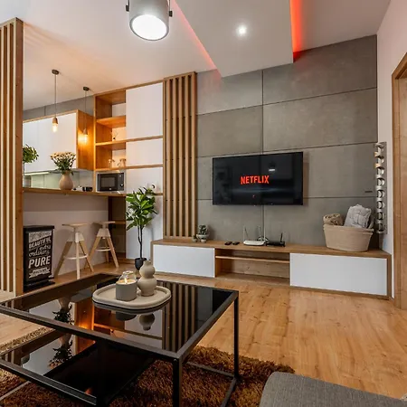 Blizko Stanice Podtatranskeho 1 Center 4 Appartement
